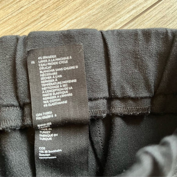 COS Black Pull On Trousers, Slim Fit Straight Leg Elasticized Waist, Size 6 - Picture 7 of 10